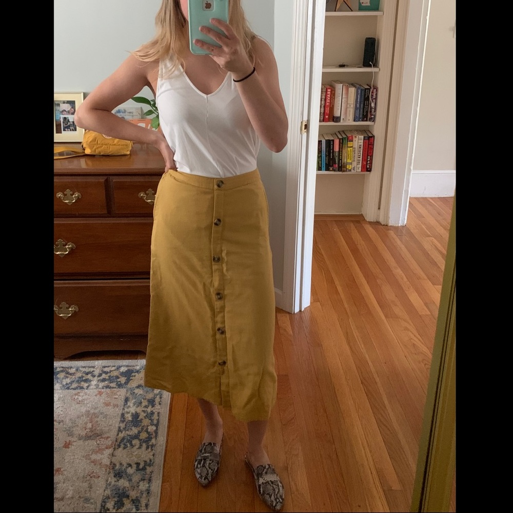 Size XS American Eagle midi skirt